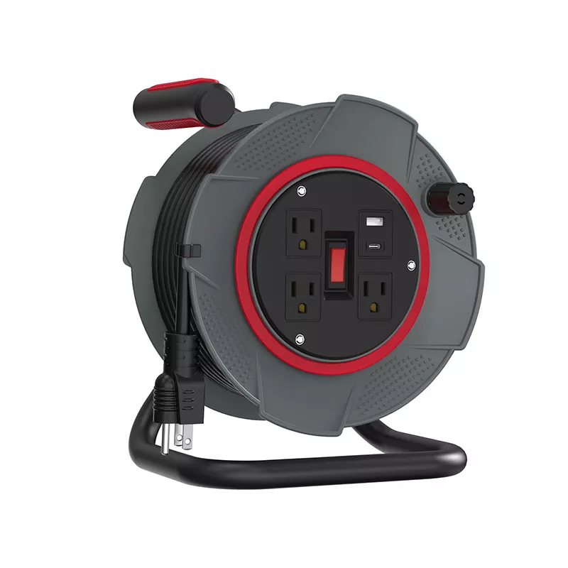 3outlets USB Plastik Cord Reel 45ft