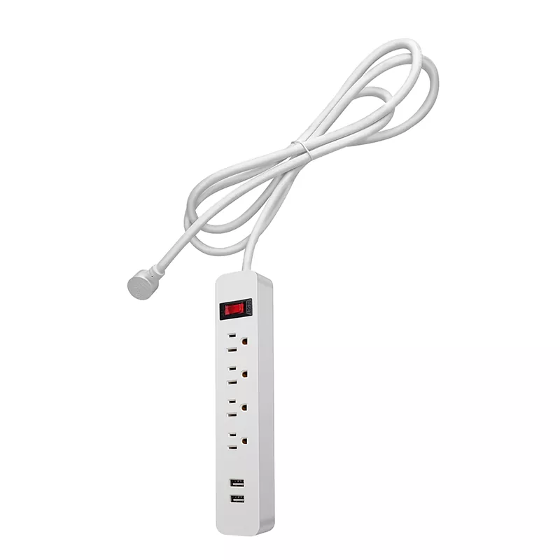 4 Outlet Strip Daya Usb